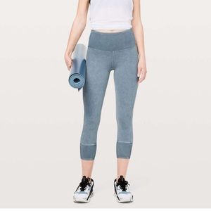 Lululemon Wunder Under 23” Crop Washed Moon Blue